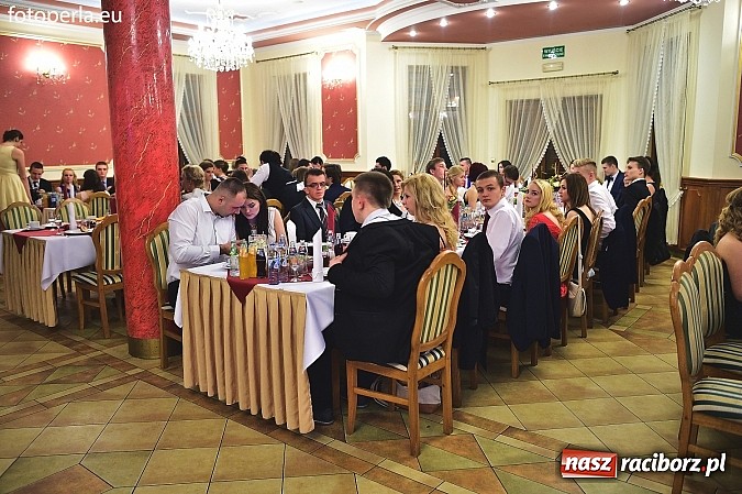 Zdjęcie w galerii na portalu naszraciborz.pl: Bal sportowców - fotorelacja i zdjęcia grupowe wiadomości z regionu