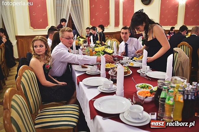 Zdjęcie w galerii na portalu naszraciborz.pl: Bal sportowców - fotorelacja i zdjęcia grupowe wiadomości z regionu