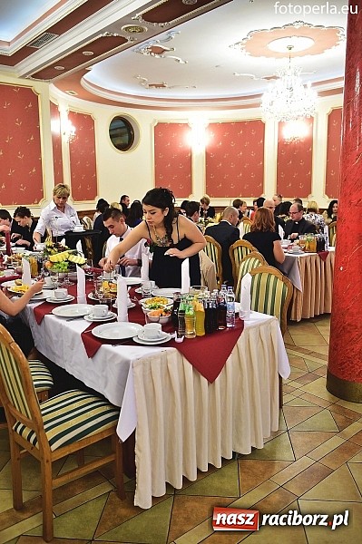 Zdjęcie w galerii na portalu naszraciborz.pl: Bal sportowców - fotorelacja i zdjęcia grupowe wiadomości z regionu