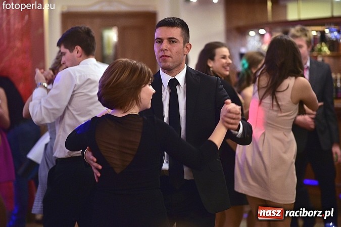 Zdjęcie w galerii na portalu naszraciborz.pl: Bal sportowców - fotorelacja i zdjęcia grupowe wiadomości z regionu