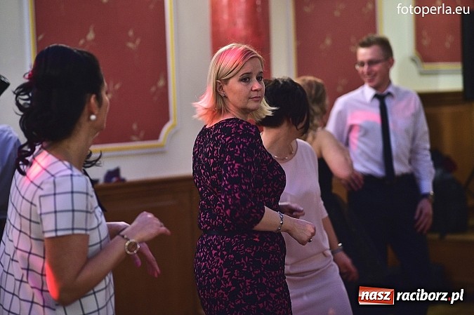 Zdjęcie w galerii na portalu naszraciborz.pl: Bal sportowców - fotorelacja i zdjęcia grupowe wiadomości z regionu