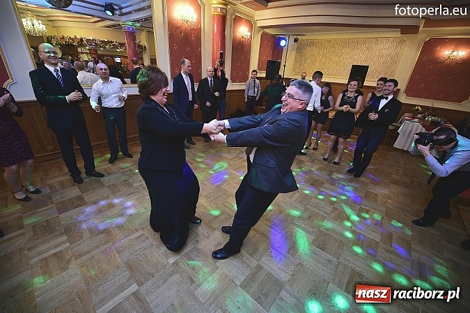 Zdjęcie w galerii na portalu naszraciborz.pl: Bal sportowców - fotorelacja i zdjęcia grupowe wiadomości z regionu