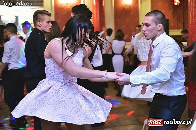 Zdjęcie w galerii na portalu naszraciborz.pl: Bal sportowców - fotorelacja i zdjęcia grupowe wiadomości z regionu