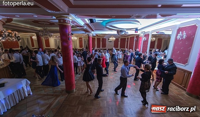 Zdjęcie w galerii na portalu naszraciborz.pl: Bal sportowców - fotorelacja i zdjęcia grupowe wiadomości z regionu