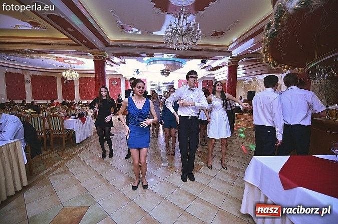 Zdjęcie w galerii na portalu naszraciborz.pl: Bal sportowców - fotorelacja i zdjęcia grupowe wiadomości z regionu