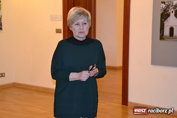 Zdjęcie w galerii na portalu naszraciborz.pl: Kapliczki wiejskie. Opowieść o cystersach i o Śląsku - wernisaż wystawy na zamku wiadomości z regionu