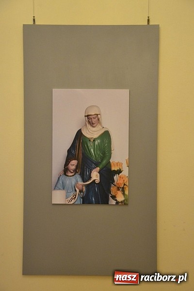 Zdjęcie w galerii na portalu naszraciborz.pl: Kapliczki wiejskie. Opowieść o cystersach i o Śląsku - wernisaż wystawy na zamku wiadomości z regionu