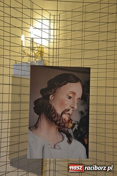 Zdjęcie w galerii na portalu naszraciborz.pl: Kapliczki wiejskie. Opowieść o cystersach i o Śląsku - wernisaż wystawy na zamku wiadomości z regionu