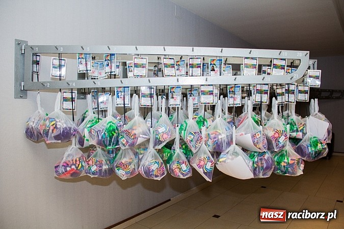 Zdjęcie w galerii na portalu naszraciborz.pl: Ponad setka wolontariuszy na ulicach Raciborza wiadomości z regionu