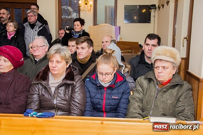 Zdjęcie w galerii na portalu naszraciborz.pl: Motocyklowe Kolędowanie przy Żłóbku wiadomości z regionu