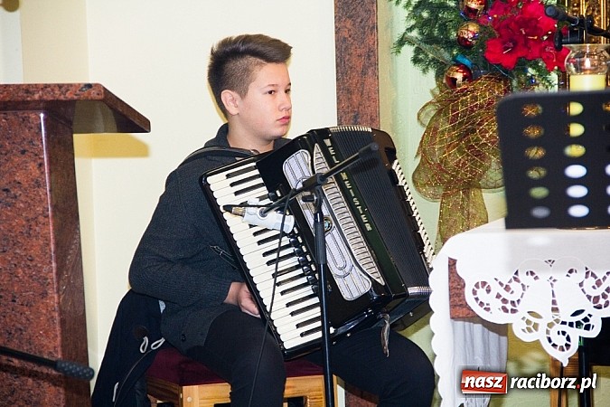 Zdjęcie w galerii na portalu naszraciborz.pl: Motocyklowe Kolędowanie przy Żłóbku wiadomości z regionu