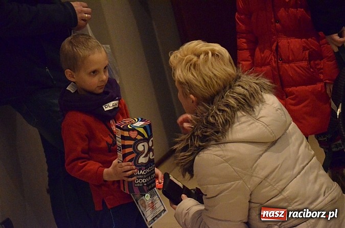 Zdjęcie w galerii na portalu naszraciborz.pl: Prawie 3 tys. zł z licytacji WOŚP w RCK  wiadomości z regionu