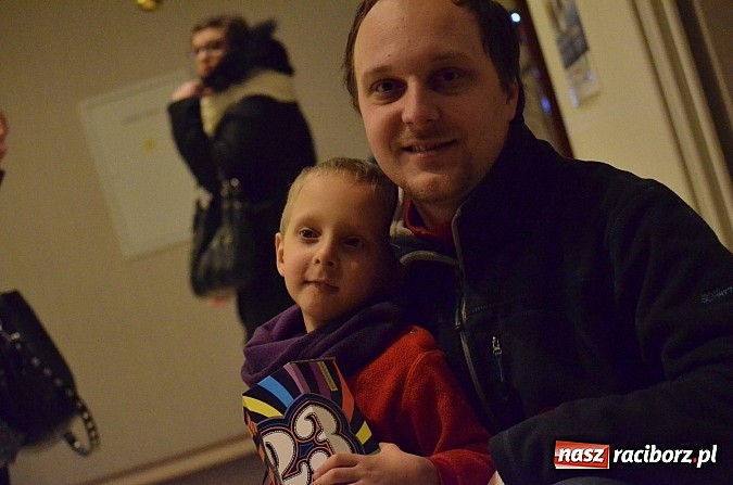 Zdjęcie w galerii na portalu naszraciborz.pl: Prawie 3 tys. zł z licytacji WOŚP w RCK  wiadomości z regionu