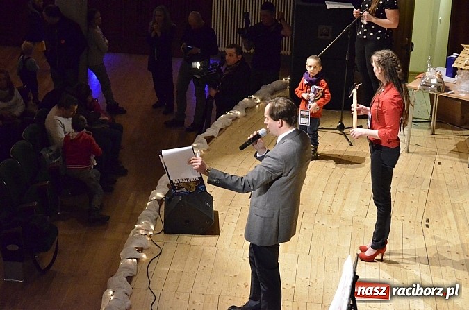 Zdjęcie w galerii na portalu naszraciborz.pl: Prawie 3 tys. zł z licytacji WOŚP w RCK  wiadomości z regionu