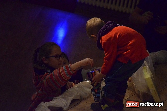 Zdjęcie w galerii na portalu naszraciborz.pl: Prawie 3 tys. zł z licytacji WOŚP w RCK  wiadomości z regionu