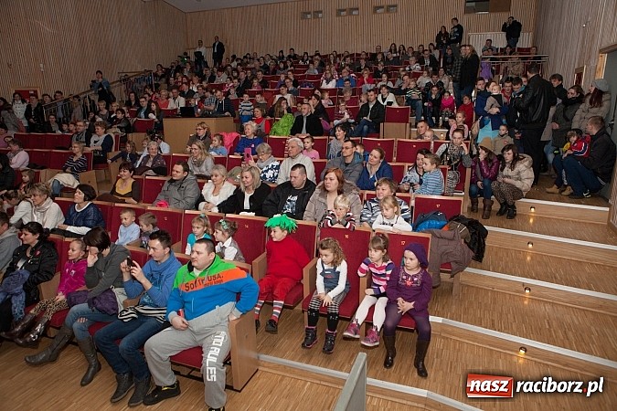 Zdjęcie w galerii na portalu naszraciborz.pl: W Kuźni Raciborskiej Wielka Orkiestra Świątecznej Pomocy zebrała ponad 19 tys. zł wiadomości z regionu