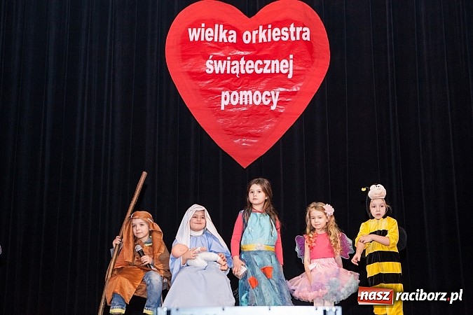 Zdjęcie w galerii na portalu naszraciborz.pl: W Kuźni Raciborskiej Wielka Orkiestra Świątecznej Pomocy zebrała ponad 19 tys. zł wiadomości z regionu