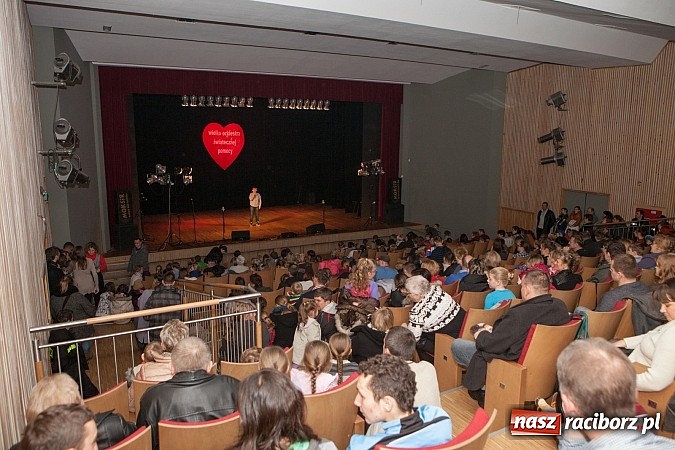 Zdjęcie w galerii na portalu naszraciborz.pl: W Kuźni Raciborskiej Wielka Orkiestra Świątecznej Pomocy zebrała ponad 19 tys. zł wiadomości z regionu