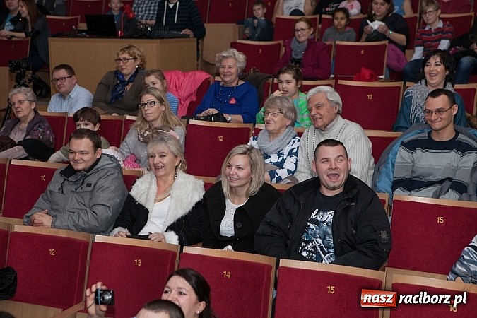 Zdjęcie w galerii na portalu naszraciborz.pl: W Kuźni Raciborskiej Wielka Orkiestra Świątecznej Pomocy zebrała ponad 19 tys. zł wiadomości z regionu