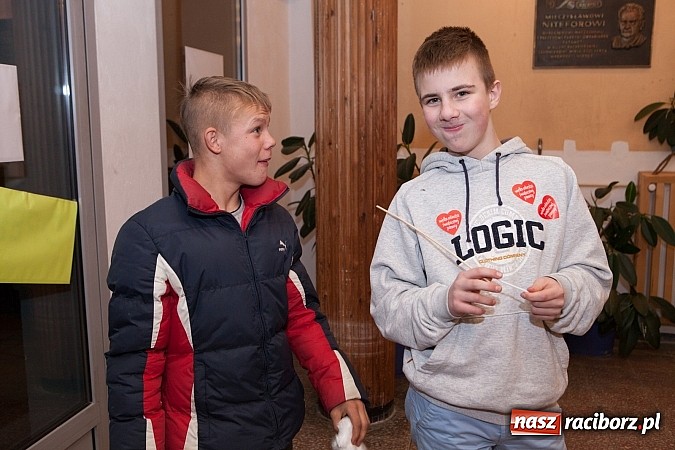 Zdjęcie w galerii na portalu naszraciborz.pl: W Kuźni Raciborskiej Wielka Orkiestra Świątecznej Pomocy zebrała ponad 19 tys. zł wiadomości z regionu