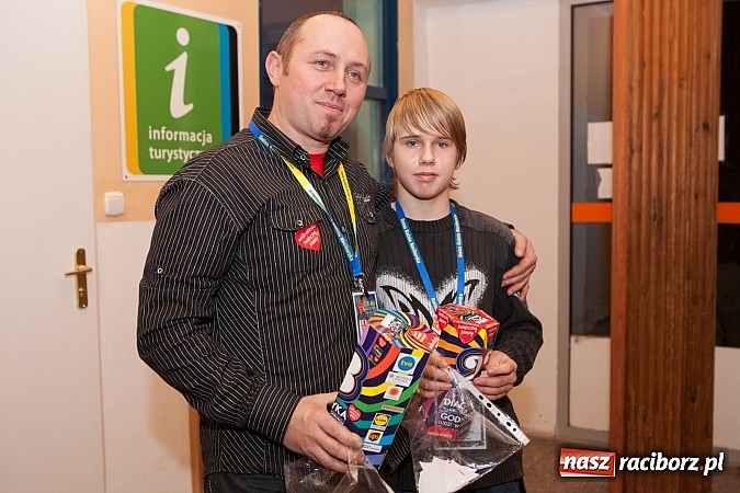 Zdjęcie w galerii na portalu naszraciborz.pl: W Kuźni Raciborskiej Wielka Orkiestra Świątecznej Pomocy zebrała ponad 19 tys. zł wiadomości z regionu