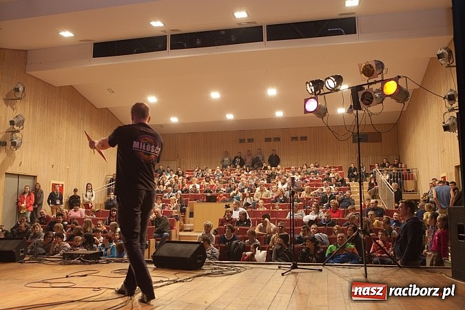 Zdjęcie w galerii na portalu naszraciborz.pl: W Kuźni Raciborskiej Wielka Orkiestra Świątecznej Pomocy zebrała ponad 19 tys. zł wiadomości z regionu