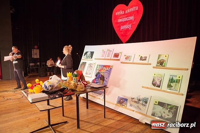 Zdjęcie w galerii na portalu naszraciborz.pl: W Kuźni Raciborskiej Wielka Orkiestra Świątecznej Pomocy zebrała ponad 19 tys. zł wiadomości z regionu