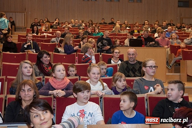 Zdjęcie w galerii na portalu naszraciborz.pl: W Kuźni Raciborskiej Wielka Orkiestra Świątecznej Pomocy zebrała ponad 19 tys. zł wiadomości z regionu