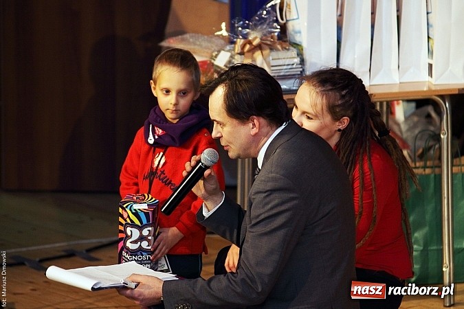 Zdjęcie w galerii na portalu naszraciborz.pl: Perspektywa, Pompa Band i Skaza, czyli 23. finał WOŚP na scenie RCK wiadomości z regionu