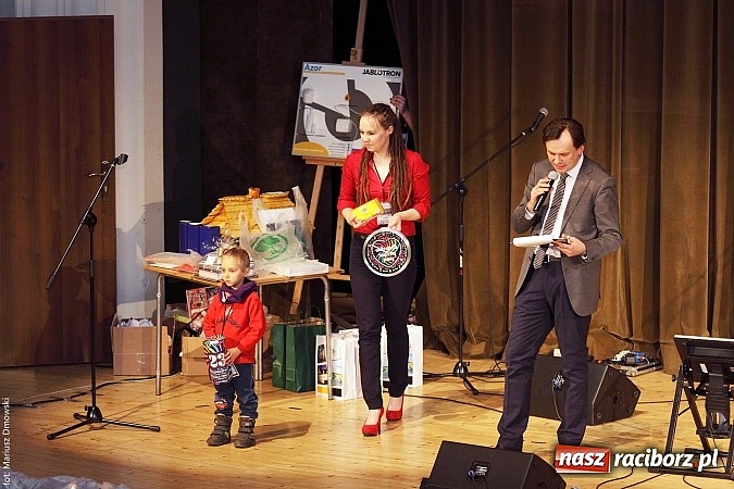 Zdjęcie w galerii na portalu naszraciborz.pl: Perspektywa, Pompa Band i Skaza, czyli 23. finał WOŚP na scenie RCK wiadomości z regionu