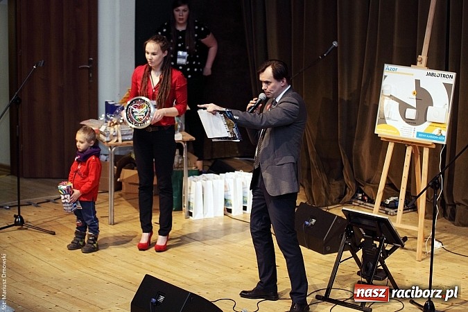 Zdjęcie w galerii na portalu naszraciborz.pl: Perspektywa, Pompa Band i Skaza, czyli 23. finał WOŚP na scenie RCK wiadomości z regionu