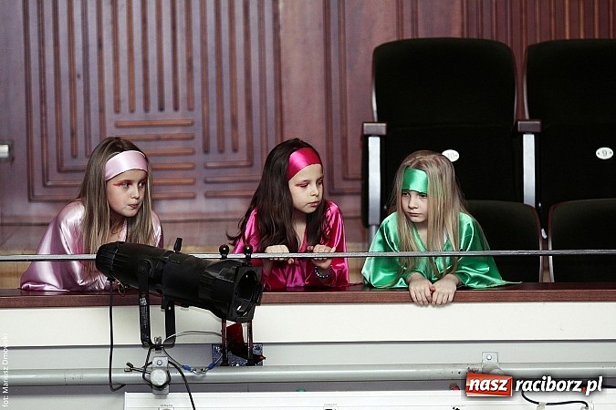 Zdjęcie w galerii na portalu naszraciborz.pl: Perspektywa, Pompa Band i Skaza, czyli 23. finał WOŚP na scenie RCK wiadomości z regionu