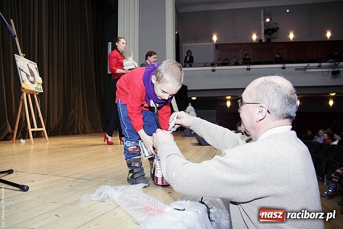 Zdjęcie w galerii na portalu naszraciborz.pl: Perspektywa, Pompa Band i Skaza, czyli 23. finał WOŚP na scenie RCK wiadomości z regionu