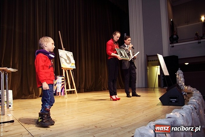 Zdjęcie w galerii na portalu naszraciborz.pl: Perspektywa, Pompa Band i Skaza, czyli 23. finał WOŚP na scenie RCK wiadomości z regionu