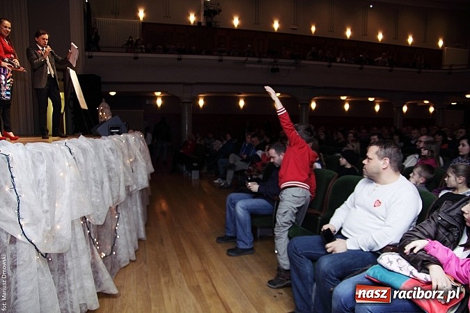 Zdjęcie w galerii na portalu naszraciborz.pl: Perspektywa, Pompa Band i Skaza, czyli 23. finał WOŚP na scenie RCK wiadomości z regionu