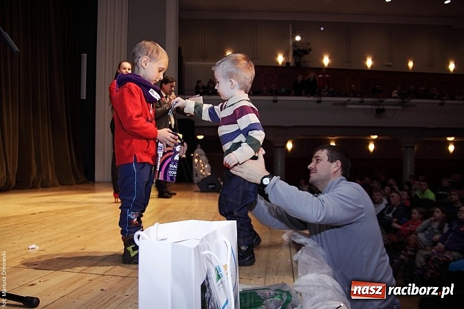 Zdjęcie w galerii na portalu naszraciborz.pl: Perspektywa, Pompa Band i Skaza, czyli 23. finał WOŚP na scenie RCK wiadomości z regionu