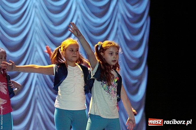 Zdjęcie w galerii na portalu naszraciborz.pl: Perspektywa, Pompa Band i Skaza, czyli 23. finał WOŚP na scenie RCK wiadomości z regionu