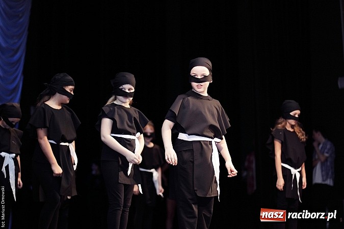 Zdjęcie w galerii na portalu naszraciborz.pl: Perspektywa, Pompa Band i Skaza, czyli 23. finał WOŚP na scenie RCK wiadomości z regionu