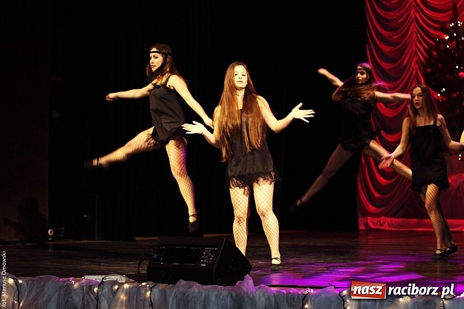 Zdjęcie w galerii na portalu naszraciborz.pl: Perspektywa, Pompa Band i Skaza, czyli 23. finał WOŚP na scenie RCK wiadomości z regionu