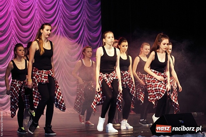 Zdjęcie w galerii na portalu naszraciborz.pl: Perspektywa, Pompa Band i Skaza, czyli 23. finał WOŚP na scenie RCK wiadomości z regionu