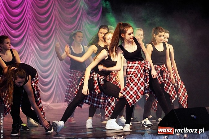 Zdjęcie w galerii na portalu naszraciborz.pl: Perspektywa, Pompa Band i Skaza, czyli 23. finał WOŚP na scenie RCK wiadomości z regionu