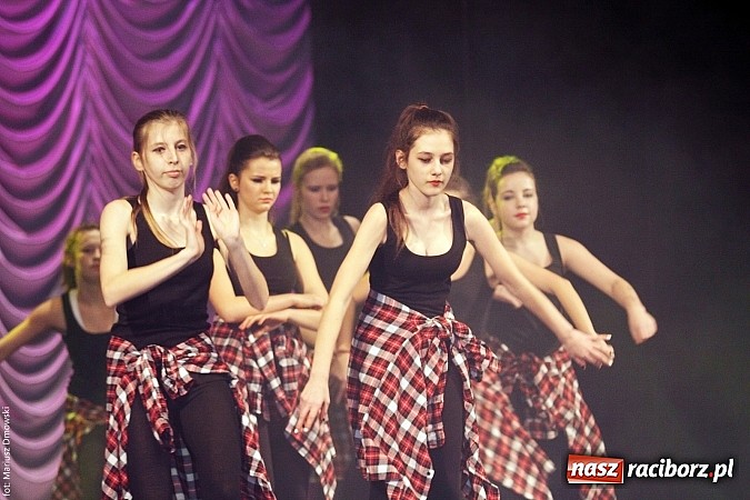 Zdjęcie w galerii na portalu naszraciborz.pl: Perspektywa, Pompa Band i Skaza, czyli 23. finał WOŚP na scenie RCK wiadomości z regionu