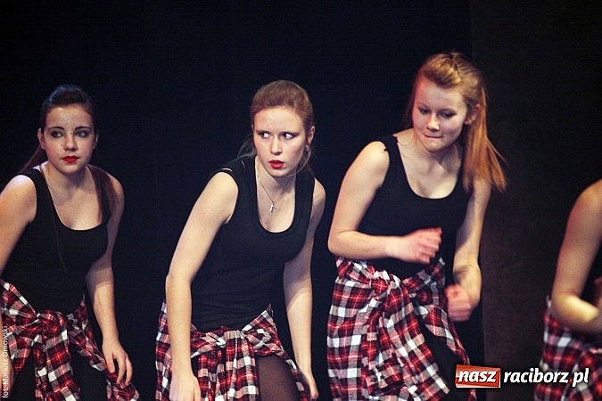 Zdjęcie w galerii na portalu naszraciborz.pl: Perspektywa, Pompa Band i Skaza, czyli 23. finał WOŚP na scenie RCK wiadomości z regionu