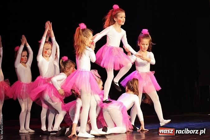 Zdjęcie w galerii na portalu naszraciborz.pl: Perspektywa, Pompa Band i Skaza, czyli 23. finał WOŚP na scenie RCK wiadomości z regionu