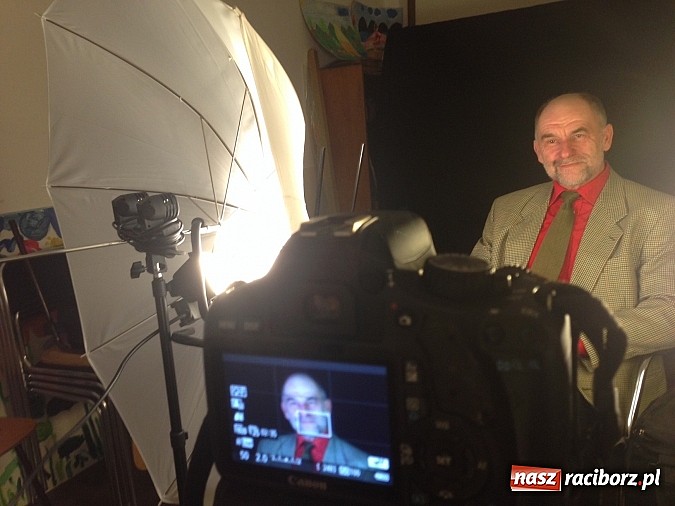 Zdjęcie w galerii na portalu naszraciborz.pl: Mieszkańcy Nędzy przed kamerą opowiadali o pierwszej pracy  wiadomości z regionu