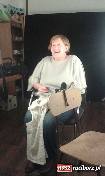 Zdjęcie w galerii na portalu naszraciborz.pl: Mieszkańcy Nędzy przed kamerą opowiadali o pierwszej pracy  wiadomości z regionu