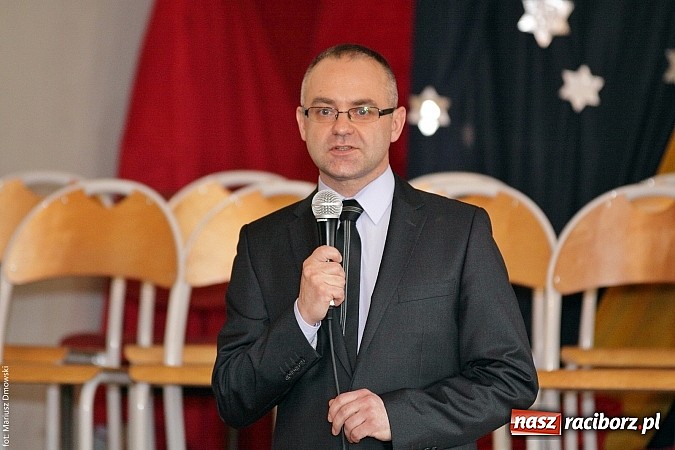 Zdjęcie w galerii na portalu naszraciborz.pl: Spotkanie noworoczne emerytowanych nauczycieli w Gimnazjum nr 5 wiadomości z regionu