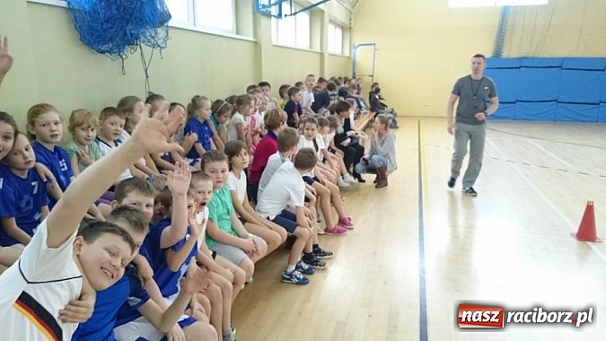 Zdjęcie w galerii na portalu naszraciborz.pl: Gminne gry i zabawy w Pietrowicach Wielkich  wiadomości z regionu