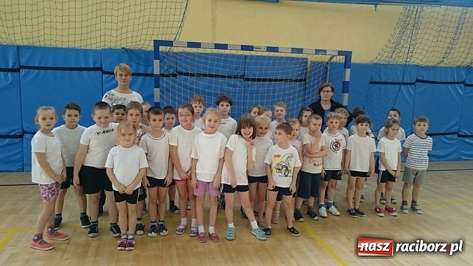 Zdjęcie w galerii na portalu naszraciborz.pl: Gminne gry i zabawy w Pietrowicach Wielkich  wiadomości z regionu