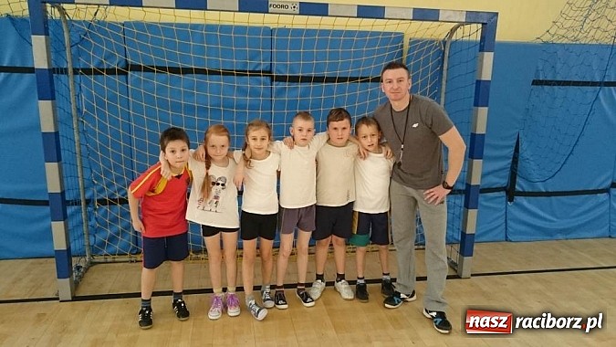 Zdjęcie w galerii na portalu naszraciborz.pl: Gminne gry i zabawy w Pietrowicach Wielkich  wiadomości z regionu